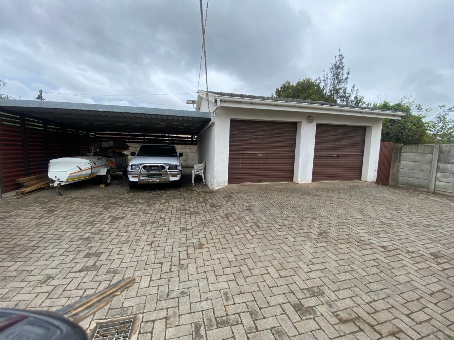 2 Bedroom Property for Sale in Gonubie Eastern Cape